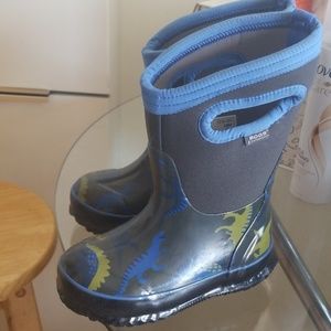 Bogs waterproof boots sz 8/24 new